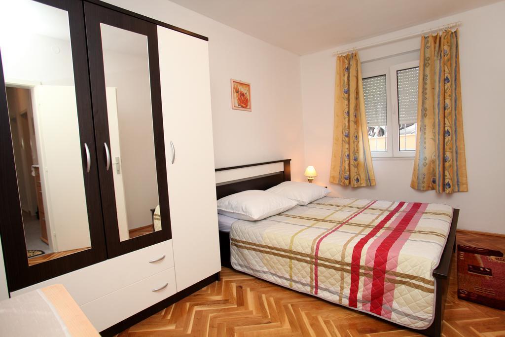 Apartments Jasmin Trogir Exterior foto