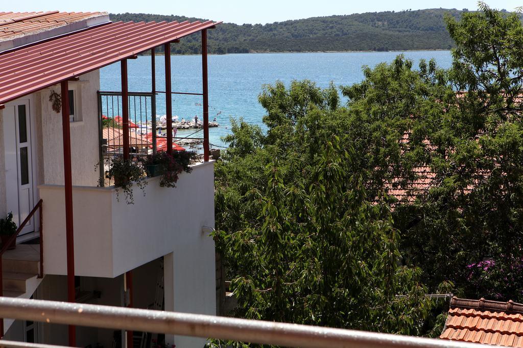 Apartments Jasmin Trogir Exterior foto